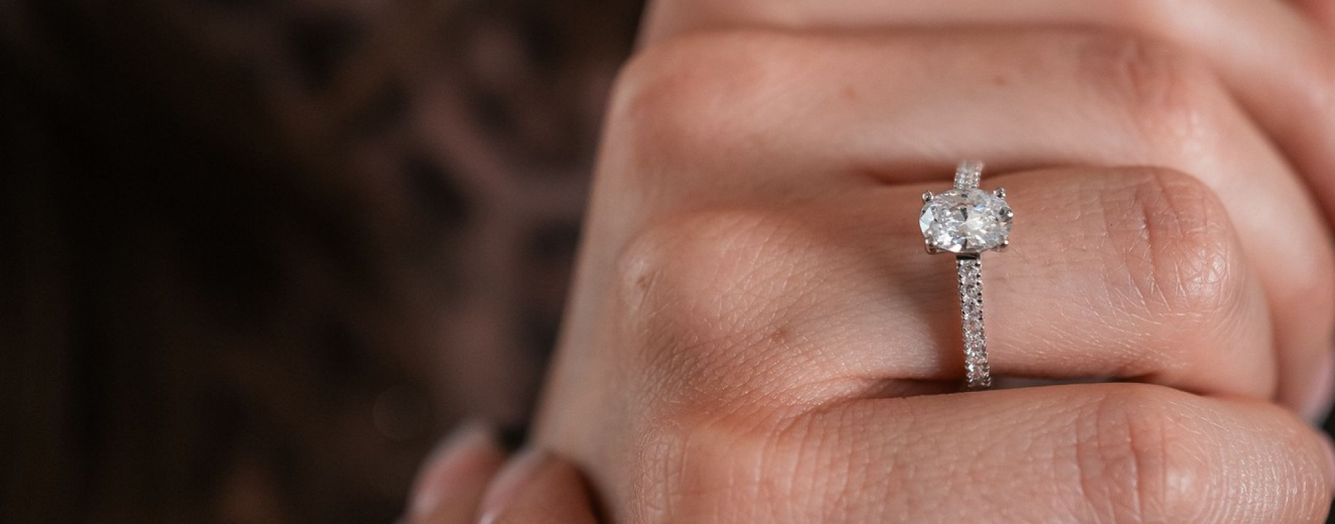Verlobungsring mit Diamant